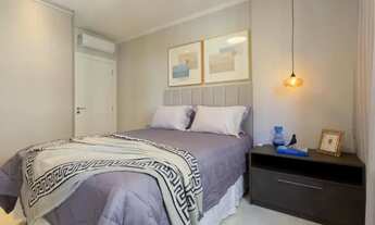 Imagem 2: Luxuoso Apartamento em Meia Praia, Itapema