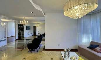 Imagem 4: Apartamento mobiliado com 120m de 3 quartos, uma suíte e duas vagas no Centro de Florianóp