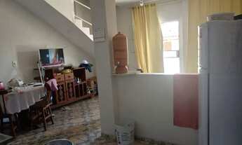 Imagem 6: CASA COM 1 ANDAR: 2/4, 2 banheiros