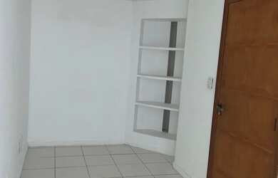 Imagem 6: Vendo sala comercial no Ed. Centro Empresarial Bolonha (contato direto com proprietária