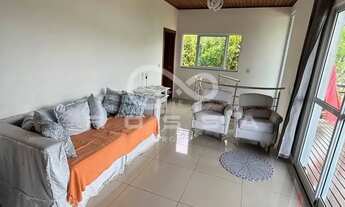 Imagem 6: Sobrado para venda possui 190 metros quadrados com 4 quartos em Barra da Lagoa - Florianóp