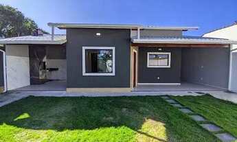 Imagem 2: CASA COM 3 QUARTOS COLADA NA PRAIA