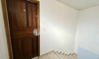 Imagem 4: Imóvel para aluguel possui 42 metros quadrados com 2 quartos em Cajuru - Curitiba - PR