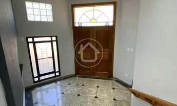 Imagem 4: SOBRADO COM VISTA PARA O CENTRO DE ESQUINA