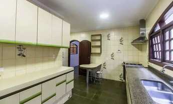 Imagem 6: Casa de Alto Padrão para Locação no Residencial Três Alphaville