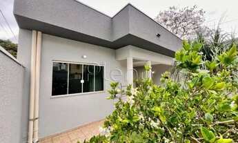 Imagem 2: Casa à venda em Valinhos, Parque Nova Suíça, com 3 quartos, com 200 m²