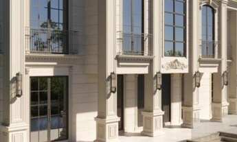 Imagem 2: Casa de condomínio sobrado para venda tem 811 metros quadrados com 4 quartos