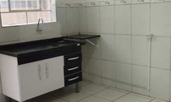 Imagem 3: Casa para aluguel com 2 quartos, sala, cozinha, banheiro, lavanderia e 6 vagas de auto