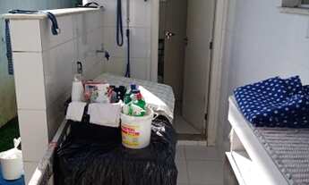 Imagem 4: Casa de condomínio para venda tem 210 metros quadrados com 4 quartos