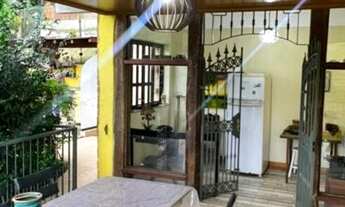 Imagem 3: Belíssima casa em meio a natureza com ampla área externa