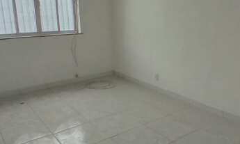 Imagem 4: Taquara Rua Apiacás Apartamento Vazio com Sala Varanda 2 Quartos,ampla Cozinha , Lavanderi