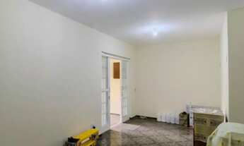 Imagem 6: Sobrado para venda possui 121 metros quadrados com 3 quartos em Centro - São Bernardo do C