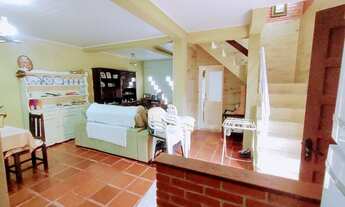 Imagem 6: Numa das melhores regiões em Ubatuba e vista permanente para o mar, esse sobrado irá te su