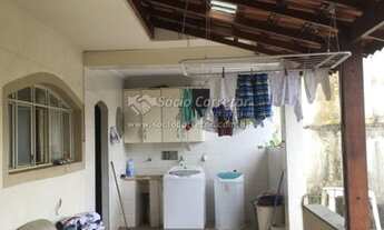 Imagem 4: VENDO SOBRADO COM 263M² - AMPLO QUINTAL - 3 DORM. - 2 BANHEIROS - 5 VAGAS