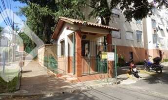 Imagem 2: PORTO ALEGRE - Apartamento Padrão - Cristal