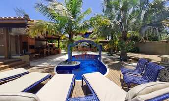 Imagem 2: Belíssima casa à venda de frente para o Canal da Marina em Búzios