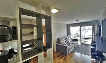 Imagem 6: Vendo apartamento dois dormitórios (uma suíte), varandas e duas vagas de garagem, uma opor