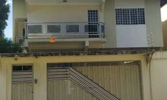 Imagem: Sobrado para aluguel tem 450 metros quadrados