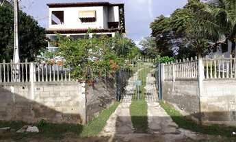 Imagem 3: Casa linear para venda com 260m², 3 quartos, terraço e quintal