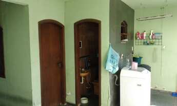 Imagem 6: Casa Centro de Campo Grande à venda possui 180 metros, piscina, 4 quartos