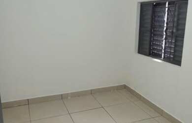 Imagem 6: Ótima casa com 3 Quartos sendo 1 Suíte à venda no Tubalina, com 96m² por R$ 230.000