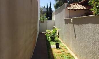 Imagem 6: A casa/sobrado 4Sts, área de churrasqueira, piscina aquecida, 250mts const