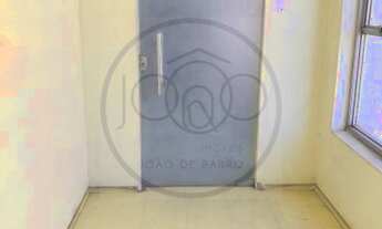 Imagem: Conjunto comercial RuaBarão do Triunfo