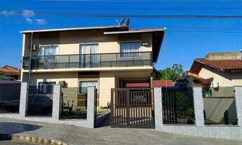 Imagem: JARAGUá DO SUL - Casa Padrão - Chico de