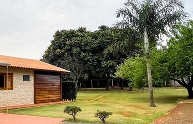 Imagem 6: Fazenda/Sítio/Chácara para venda possui 3045 metros quadrados com 3 quartos