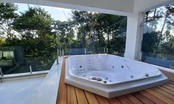 Imagem 2: BELÍSSIMA CASA NOVA A VENDA NO CONDOMÍNIO ARUÃ- COM 4 SUÍTES E VISTA INCRÍVEL