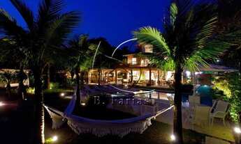 Imagem 6: Casa em Alto padrão frente ao mar com 6 suítes