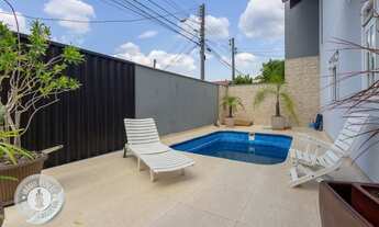 Imagem 5: Conforto, lazer e mobilidade resumem esta belíssima casa localizada no bairro Água Verde e