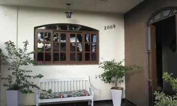 Imagem: Casa alvenaria 2 quartos piso laminado e