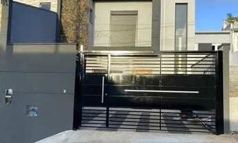 Imagem 2: Sobrado à venda no bairro Villa di Cesar - Mogi das Cruzes/SP