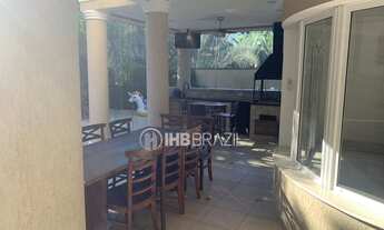 Imagem 3: Alphaville 2 - Casa impecável com 4 suítes à venda, 557 m² por R$ 5.490.000 - Alphaville