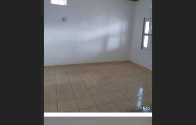 Imagem 2: ALUGO CASA DUPLEX COM 8 QUARTOS/SALAS