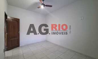 Imagem 6: Casa de rua-LOCAÇÃO-Bento Ribeiro-Rio de Janeiro-RJ