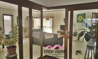 Imagem 4: Casa de condomínio sobrado para aluguel e venda tem 270 metros quadrados com 3 quartos