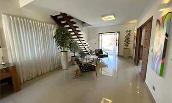 Imagem 4: Belíssima Casa em Condomínio Alto Padrão