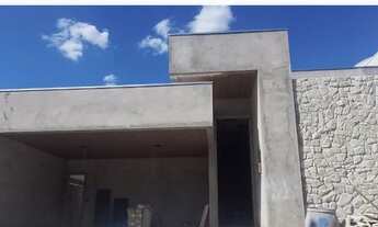 Imagem 2: Casa de condomínio térrea para venda tem 243 metros quadrados com 3 quartos