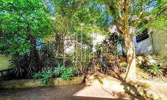 Imagem 5: Casa térrea com uma bela área verde