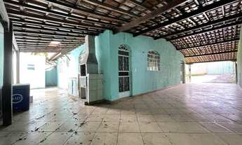 Imagem 7: Casa para venda possui 360 metros quadrados com 2 quartos