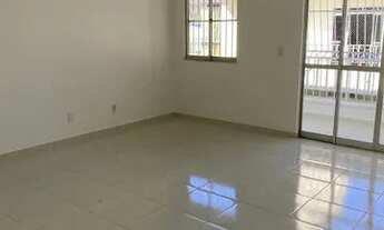 Imagem 6: Apartamento com 2 Quartos e 2 banheiros à Venda, 76 m² por R$ 230.000