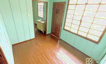 Imagem 4: Casa de Madeira - R Evaristo da Veiga, 1461 - Boqueirao - Curitiba - PR