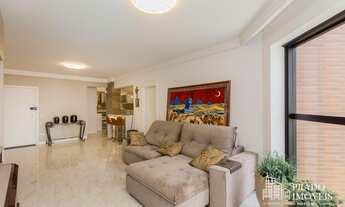 Imagem 7: Apartamento para venda possui 130 metros quadrados com 3 quartos em Ahú - Curitiba - PR