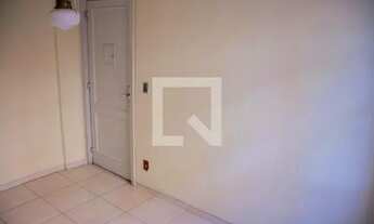 Imagem 4: Apartamento para Aluguel - Praia da Bandeira, 2 Quartos, 47 m2