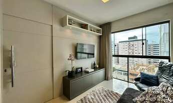 Imagem 2: Excelente apartamento mobiliado decorado na Navegantes, composto por 1 dormitório com box