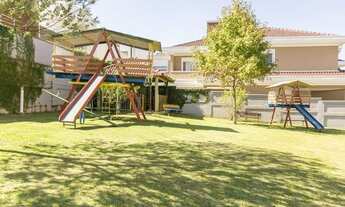 Imagem 3: Linda casa em condomínio fechado estilo Provençal com acessibilidade e elevador