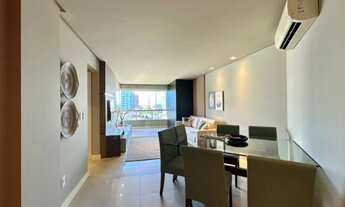 Imagem 3: B1 - Belíssimo Apartamento Decorado de Frente para Praça!!! Prédio com Infra Completa!!!