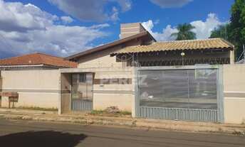 Imagem: Casa Térrea no Bairro Vila Santa Luzia